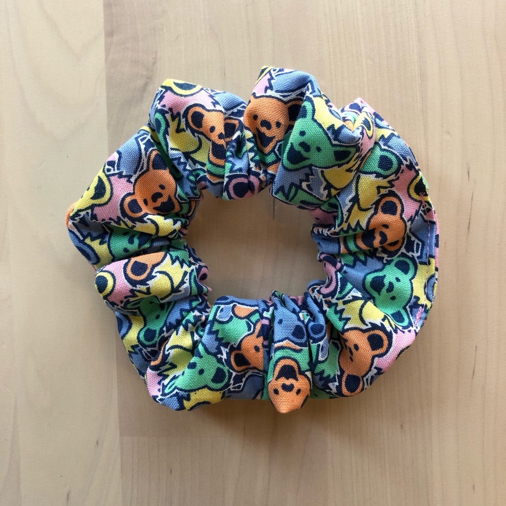🐻SOLD🐻 Pastel Grateful Dead Hair Scrunchie Handm